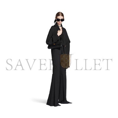 BALENCIAGA WOMEN'S BEL AIR CLUTCH ON STRAP SMALL IN BLACK 8349432ABAV1000 (26.9*13.9*5.3cm) BALENCIAGA WOMEN'S BEL AIR CLUTCH ON STRAP SMALL IN BLACK 8349432ABAV1000 (26.9*13.9*5.3cm)