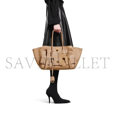 BALENCIAGA WOMEN'S BEL AIR CARRY ALL BAG MEDIUM IN LATTE 8054812ABAV2621 (36*28.9*16cm) BALENCIAGA WOMEN'S BEL AIR CARRY ALL BAG MEDIUM IN LATTE 8054812ABAV2621 (36*28.9*16cm)
