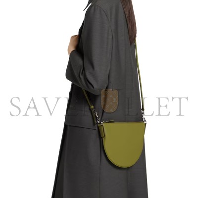 GUCCI B SMALL BAG 824529 (23*18.5*2cm)