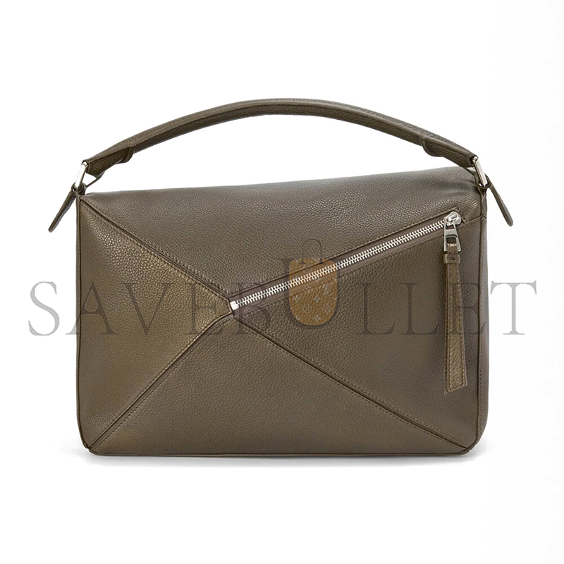 LOEWE LARGE PUZZLE BAG IN SUPPLE GRAINED CALFSKIN B510PNLX01 (33*21.5*14.7cm) LOEWE LARGE PUZZLE BAG IN SUPPLE GRAINED CALFSKIN B510PNLX01 (33*21.5*14.7cm)