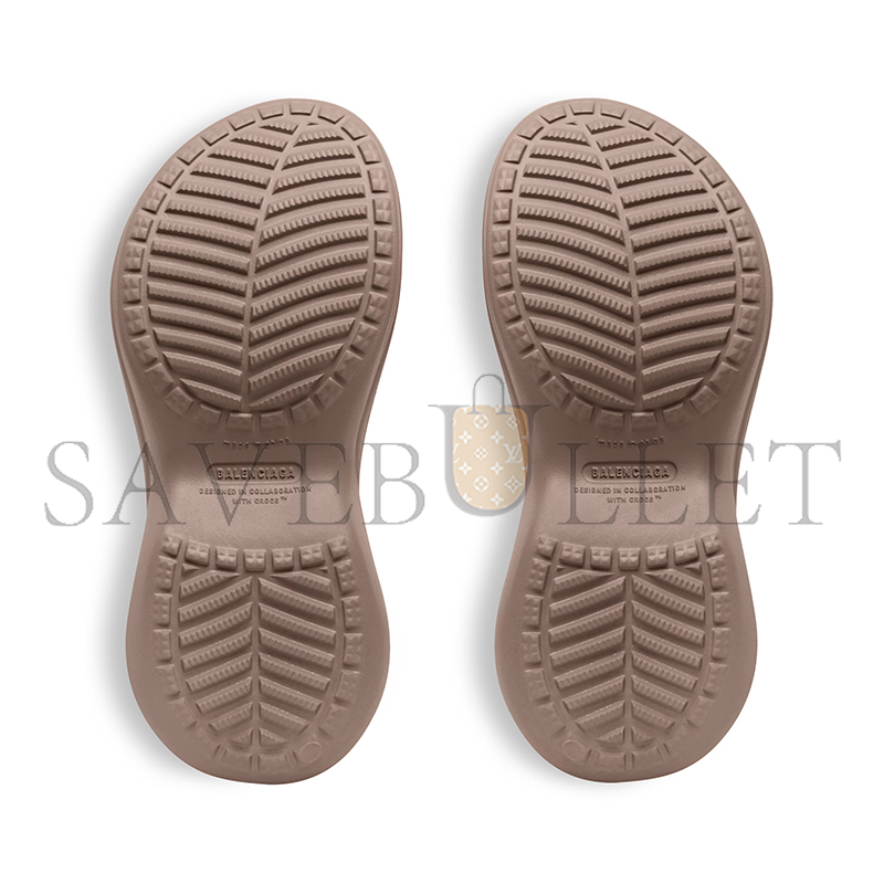 BALENCIAGA WOMEN'S CROCS™ BOOT IN BEIGE 677388W1S8E2500