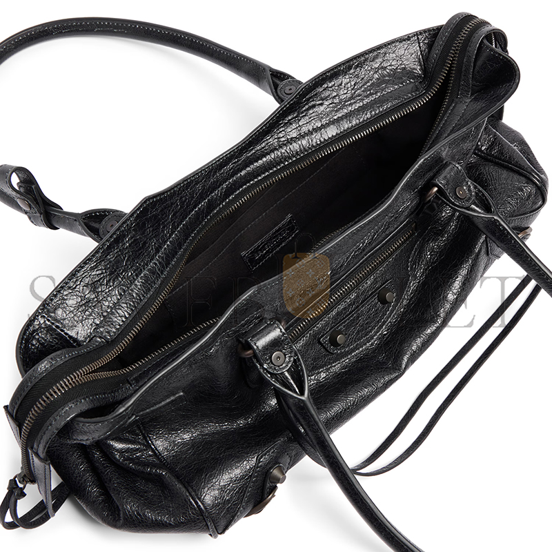 BALENCIAGA WOMEN'S LE CITY BAG EAST-WEST IN BLACK 8457042ABEK1000 (39.8*17.7*14.9cm) BALENCIAGA WOMEN'S LE CITY BAG EAST-WEST IN BLACK 8457042ABEK1000 (39.8*17.7*14.9cm)