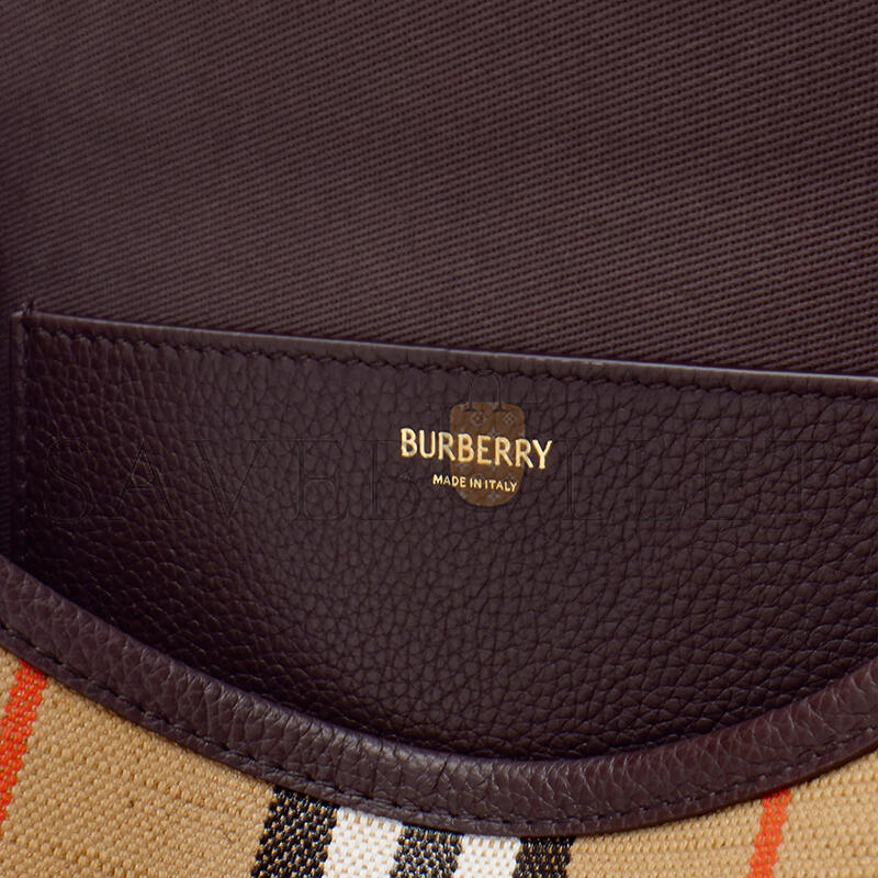 BURBERRY HIGHLANDS CROSSBODY BAG 81121601 (24.5*18*8cm) BURBERRY HIGHLANDS CROSSBODY BAG 81121601 (24.5*18*8cm)