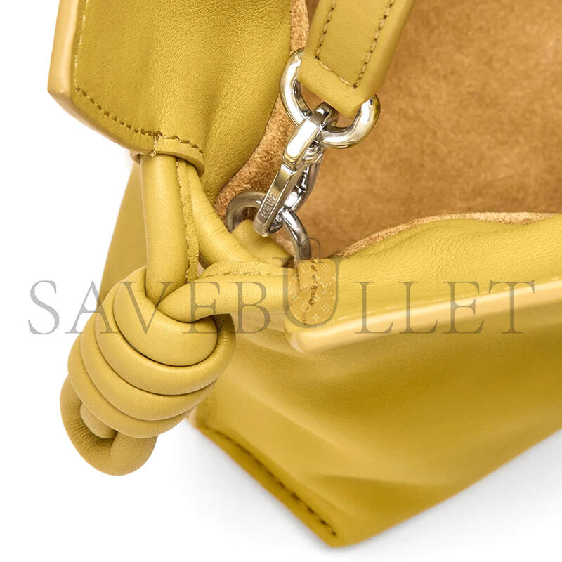 LOEWE MINI FLAMENCO CLUTCH IN NAPPA CALFSKIN A411FC2XA6 (23.9*18*9cm) LOEWE MINI FLAMENCO CLUTCH IN NAPPA CALFSKIN A411FC2XA6 (23.9*18*9cm)
