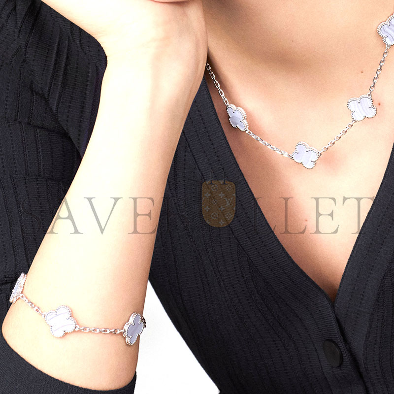 VAN CLEEF VINTAGE ALHAMBRA NECKLACE WITH 10 FOUR-LEAF CLOVER MOTIFS VCARD34800 VAN CLEEF VINTAGE ALHAMBRA NECKLACE WITH 10 FOUR-LEAF CLOVER MOTIFS VCARD34800