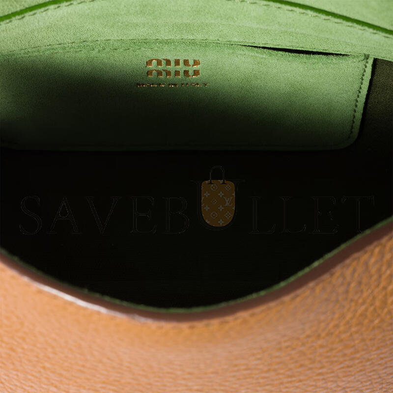 MIU MIU LEATHER POUCH 5NF462 (18*9.5*7cm)