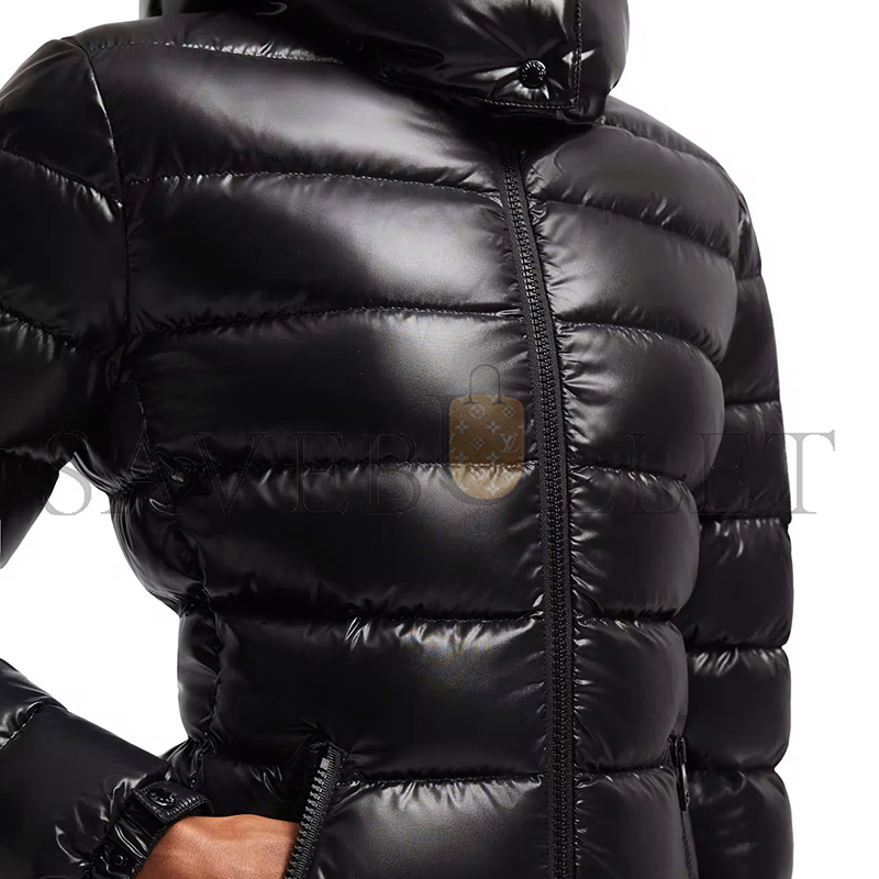 MONCLER BADY HOODED SHORT DOWN JACKET K20931A5240068950