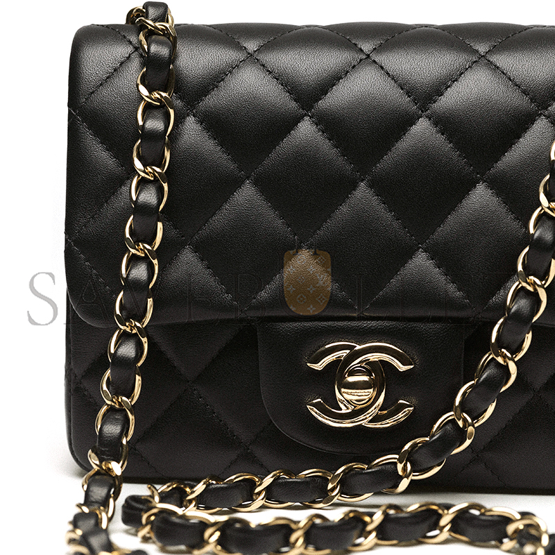CHANEL MINI FLAP BAG HANDBAG A35200 Y04059 94305 (17*13.5*8cm)