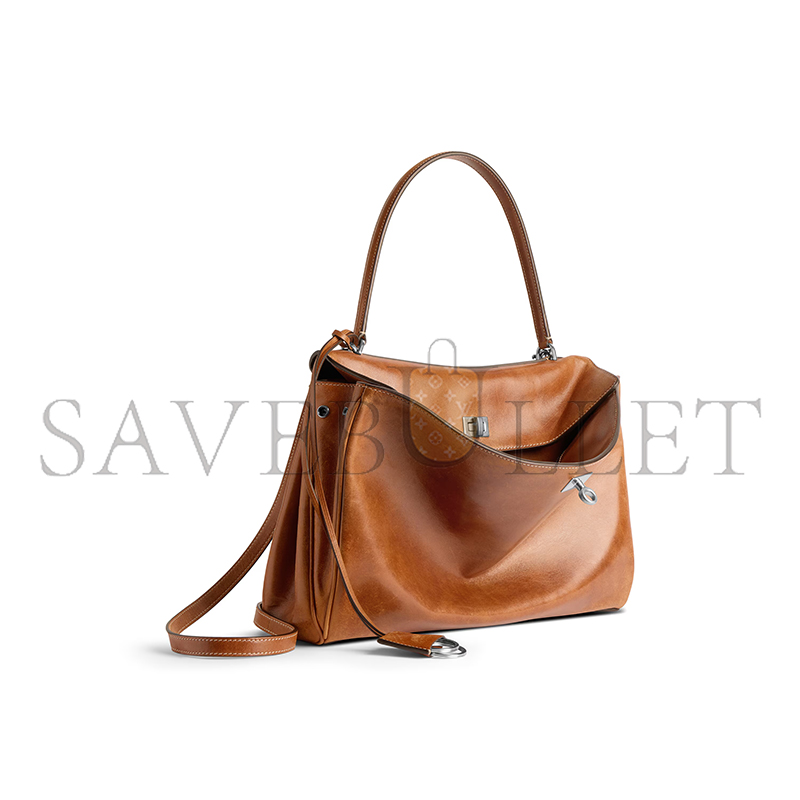BALENCIAGA WOMEN'S RODEO HANDBAG MEDIUM IN TAN COWBOY 7897722ABP72753 (35*23.3*10.9cm) BALENCIAGA WOMEN'S RODEO HANDBAG MEDIUM IN TAN COWBOY 7897722ABP72753 (35*23.3*10.9cm)