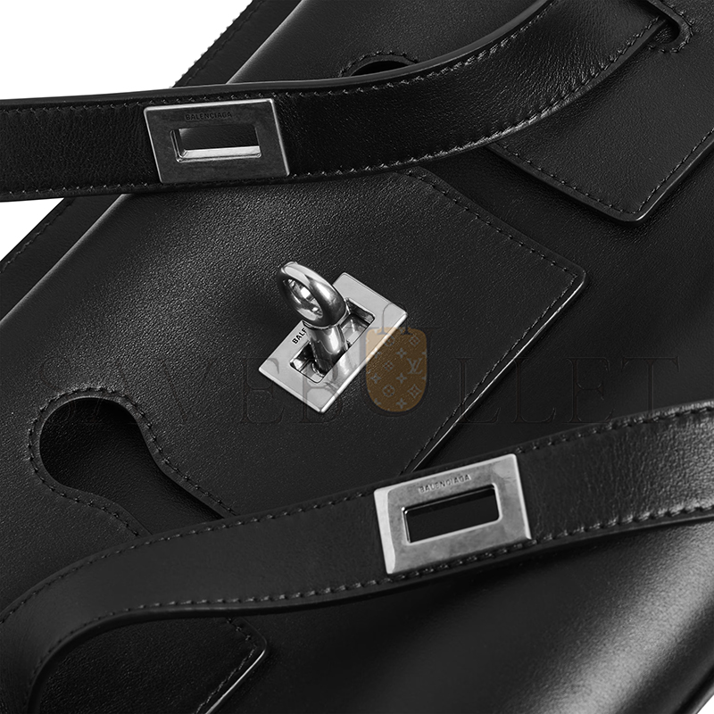 BALENCIAGA MEN'S BEL AIR ZIPPED MESSENGER BAG SMALL IN BLACK 8340322ABAW1000 (29.9*19.8*8.8cm) BALENCIAGA MEN'S BEL AIR ZIPPED MESSENGER BAG SMALL IN BLACK 8340322ABAW1000 (29.9*19.8*8.8cm)