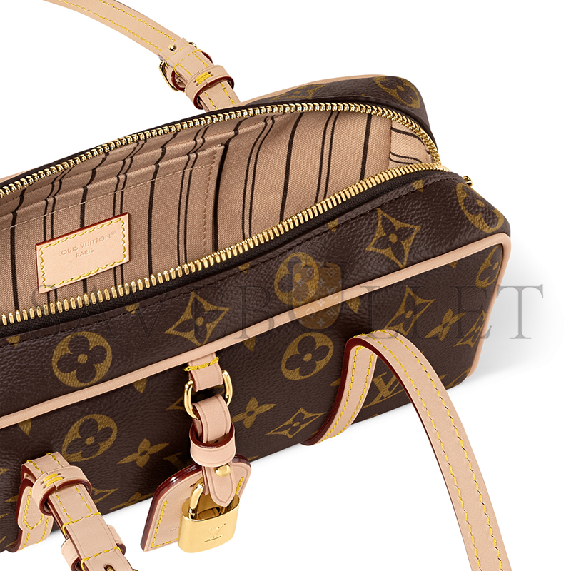 LOUIS VUITTON HANG ON M47031 (26*11.5*6.5cm) LOUIS VUITTON HANG ON M47031 (26*11.5*6.5cm)