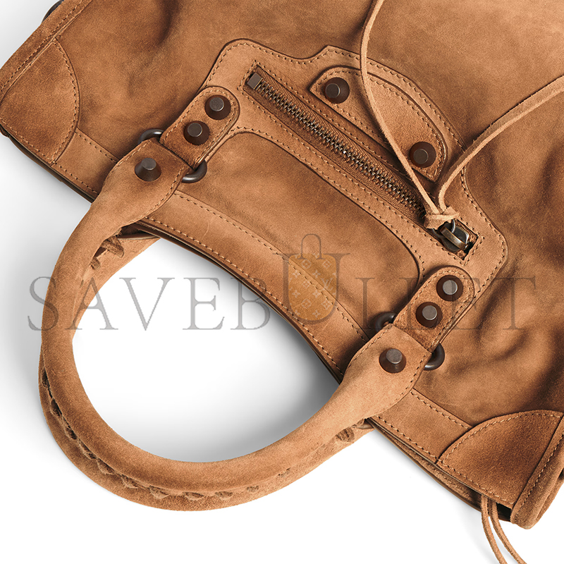 BALENCIAGA WOMEN'S LE CITY BAG SMALL IN CAMEL 8114422AB2A2533 (30*19*10cm) BALENCIAGA WOMEN'S LE CITY BAG SMALL IN CAMEL 8114422AB2A2533 (30*19*10cm)