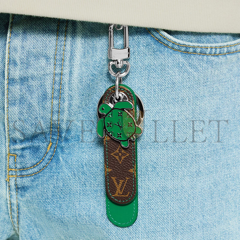 LOUIS VUITTON DRAGONNE TAB KEY HOLDER AND BAG CHARM M02564 LOUIS VUITTON DRAGONNE TAB KEY HOLDER AND BAG CHARM M02564