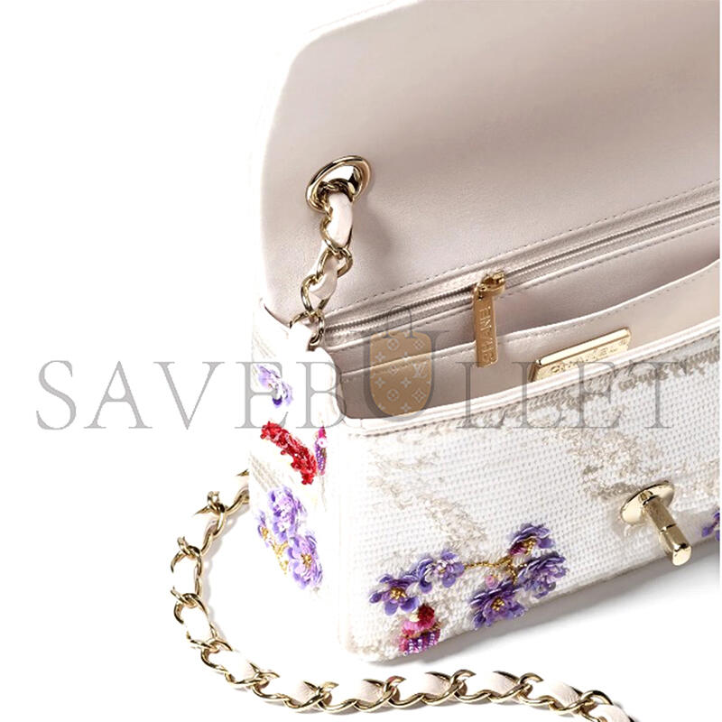 CHANEL NEW MINI CLASSIC FLAP BAG IN EMBROIDERED SATIN A69900 01 (20*12*6cm)
