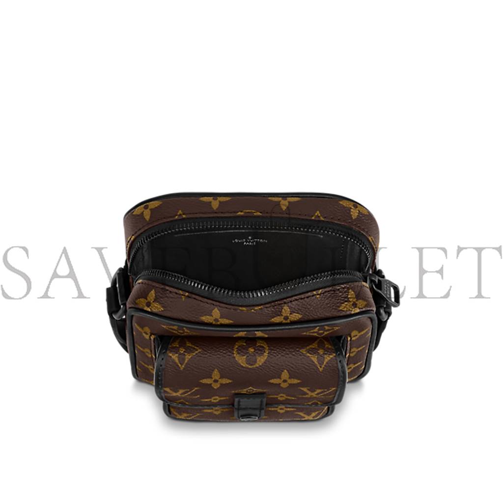 LOUIS VUITTON CHRISTOPHER WEARABLE WALLET M69404 (15*17*8cm)